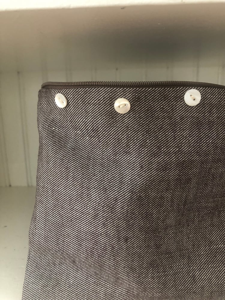 Image of esmé classic chocolate bag with vintage buttons