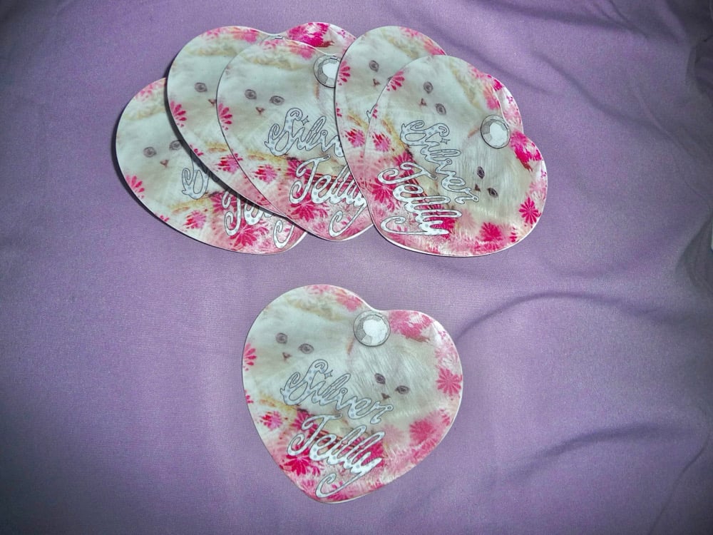 silver jelly kitten sticker