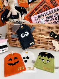 Halloween Tags