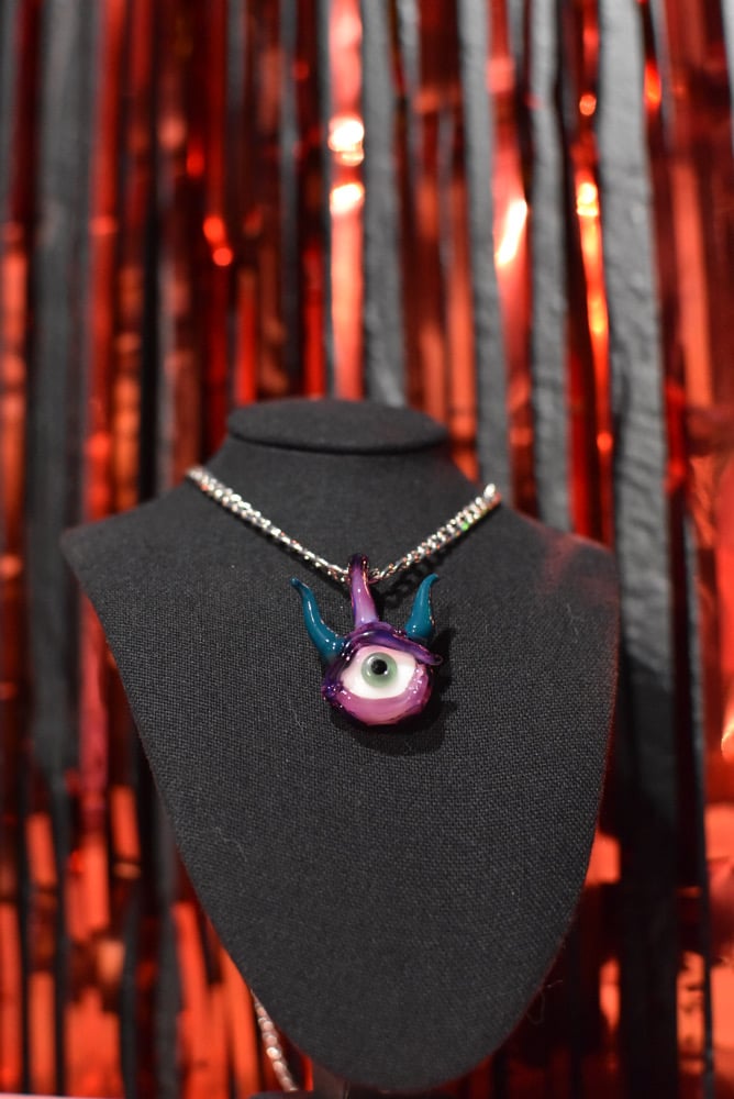 Demon eye 