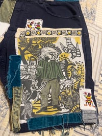 Image 3 of V2 shorts Sz 32