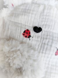 Image 2 of Doudou Inséparable Coccinelle d'amour 🐞