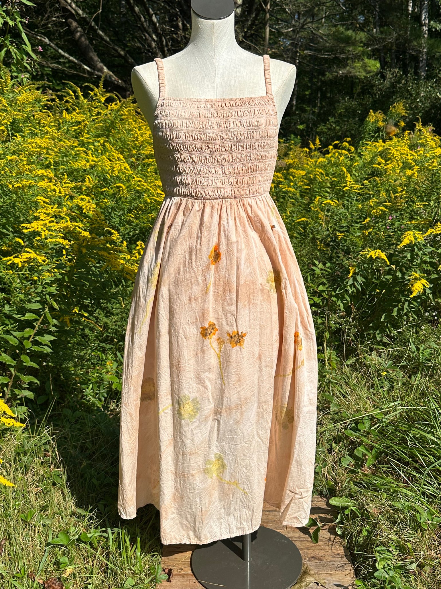 Image of Dress 4 size medium 