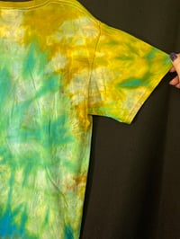 Image 6 of MEDIUM Scream Into The Void Tie Dye Shirt  2