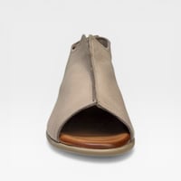 Image 2 of ROAMERS MABEL SILVER GREY