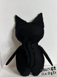 Image 2 of Chonky Cat 1