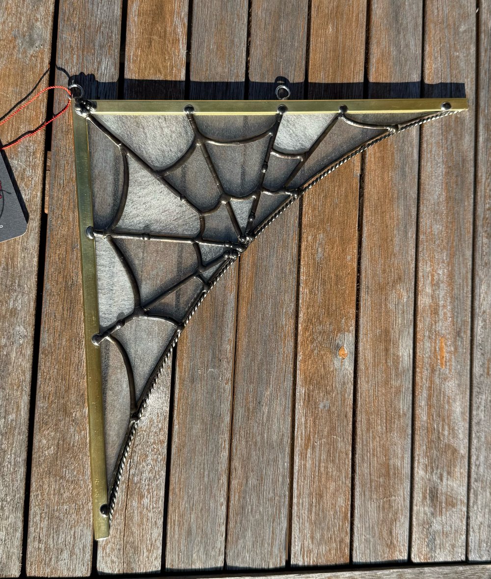 Web Corner (Fremont Glow Glass)