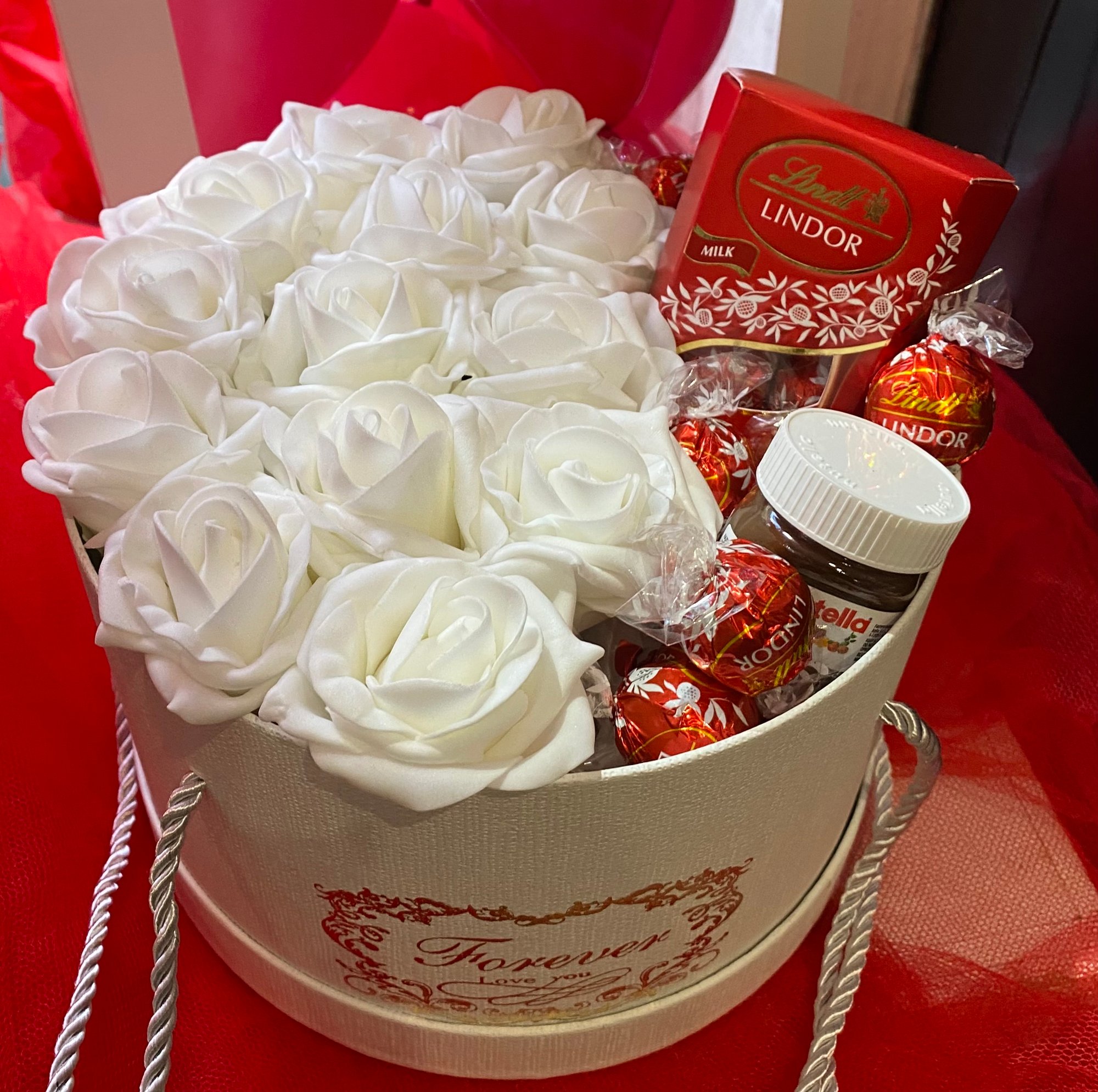 Roses and Nutella Box Roses and Nutella Box