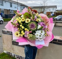 Image 2 of Mothers Day Pale Pinks 🌸
