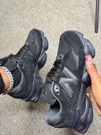 Black NB2