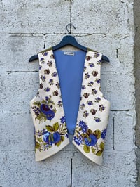 Image 4 of Chaleco feito a man. FOLIADA205. Talla XS oversize. En STOCK