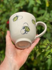 Image 3 of Large Bee Decorated Mugs