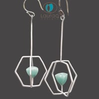 Image 2 of White hexagonal cages with trillion stone