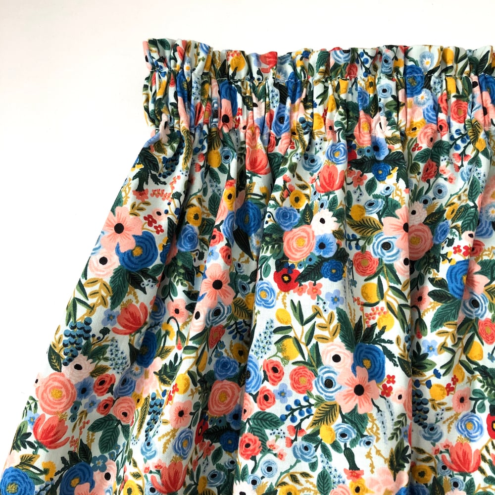 Image of Women's Skirt - Rifle Paper Co. - Light Blue Floral