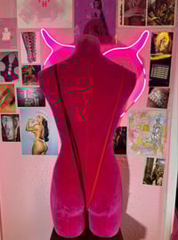 Image 2 of Queen of Hearts Blinged Slingshot