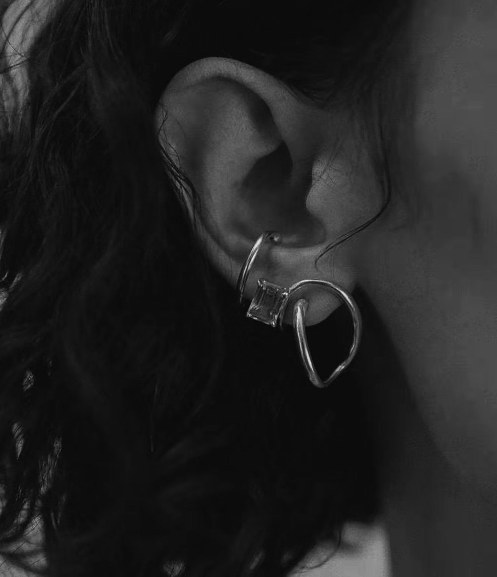 Abu Earrings 