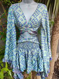 Image 2 of Stevie co ord set -BLUE and TURQUOISE 