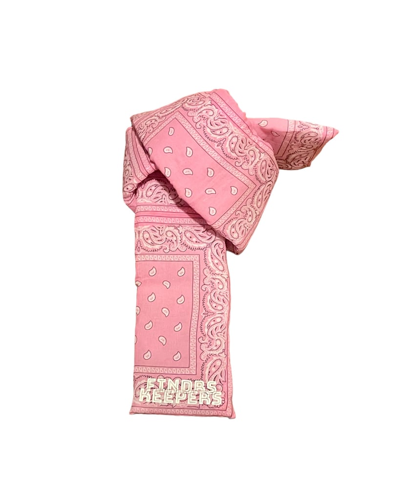 Image of Light Pink Paisley Puffer Scarf