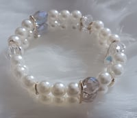 Image 2 of White Pearl Bracelet 