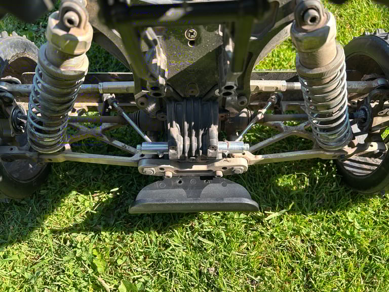 upgraded bonehead rc MCD front rear bumper Image 5