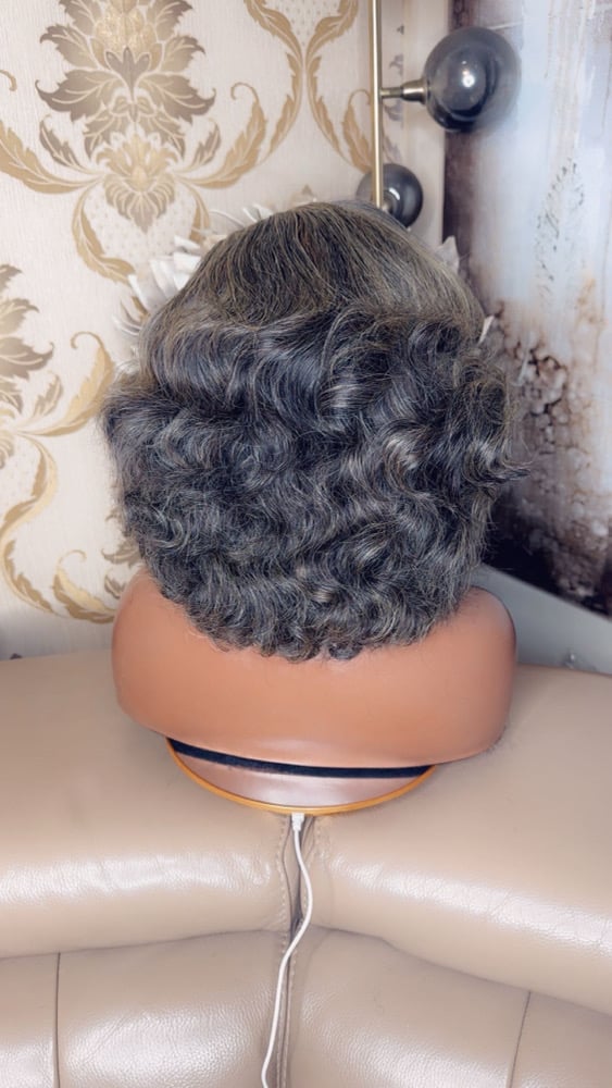  Grandma hair 