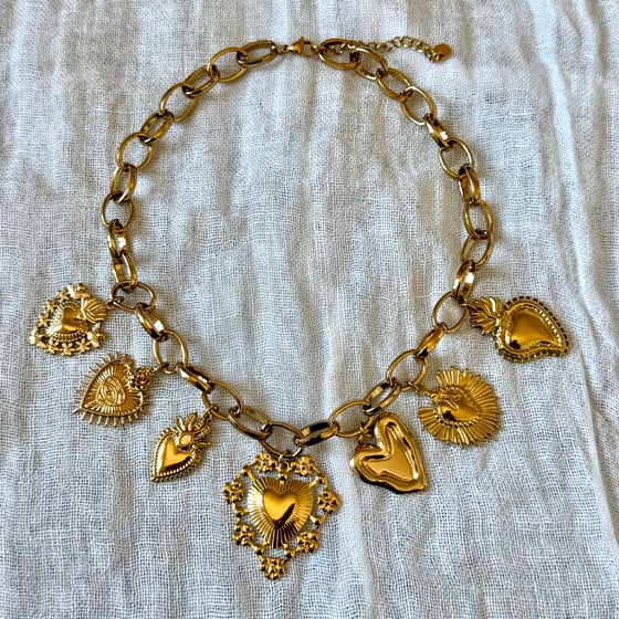 Image of COLLANA GIROCOLLO CHARMS CUORI