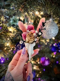 Image 21 of Bonequets