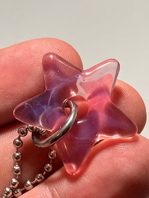 Image of opaline pink star 