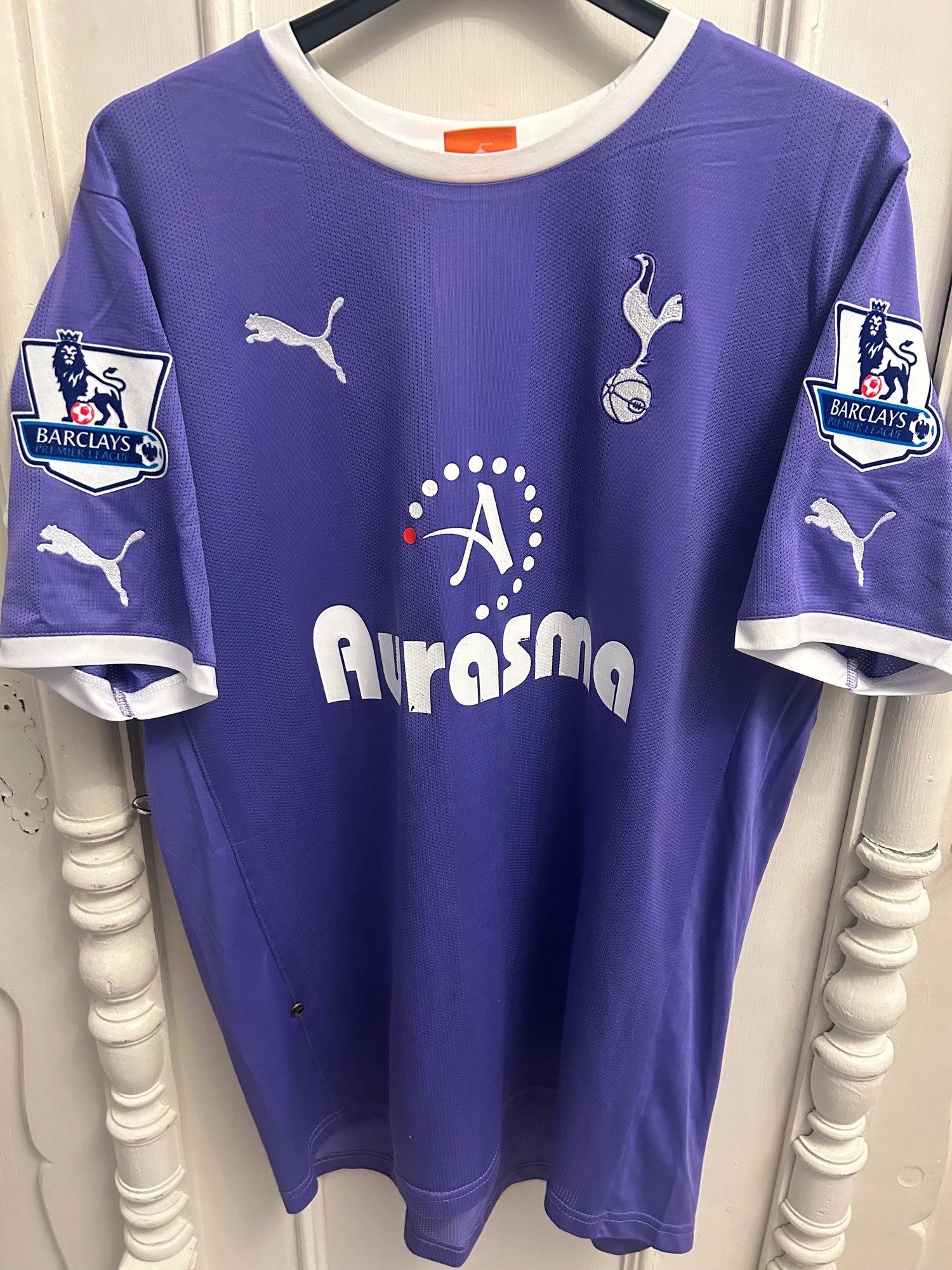Image of Tottenham Hotspur “MODRIĆ 14” 2011/12 Away Shirt + PL patches (M)