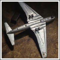 Image 2 of Die cast airplane (lge)