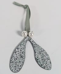 Image 2 of Sophie Victoria Anderson Mistletoe Decorations
