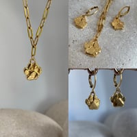 Image 1 of Colección huellas