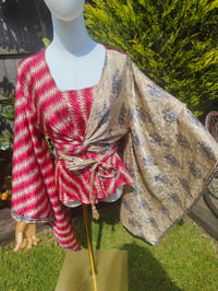 Image 7 of Kimono Stevie and matching cami set 