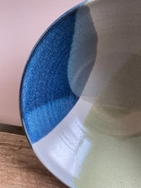 Image 2 of Serving bowl