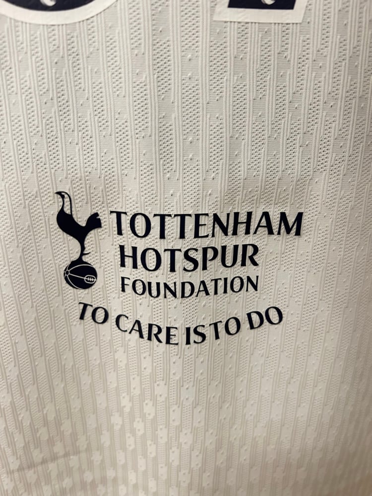 Image of Tottenham Hotspur “VAN DE VEN 37” Vaporknit 2024/25 Home Europa Final Shirt, L
