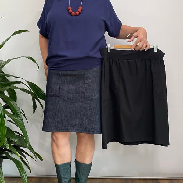 Image of Black pocket skirt