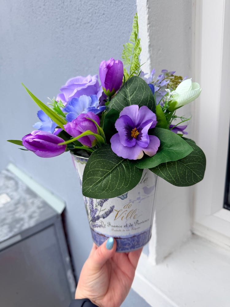 Image of Floral Tin Pot 