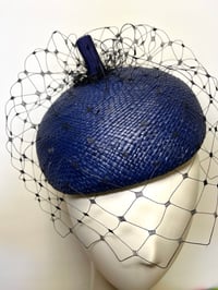 Image 2 of Navy straw beret w veiling