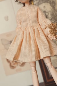 Image 2 of Robe S