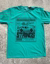 strings racing: grass green