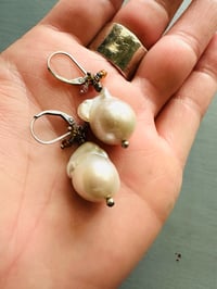 Image 7 of luxe baroque pearl earrings with tourmaline fringe