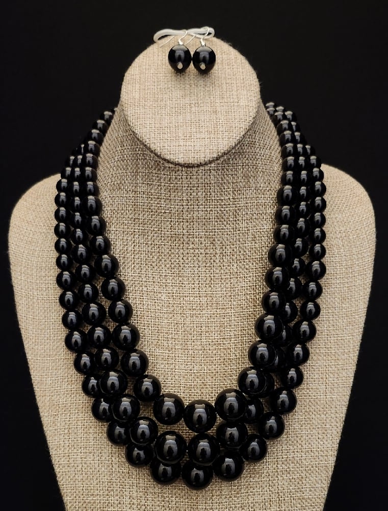 Image of Black Triple Strand Necklace Set