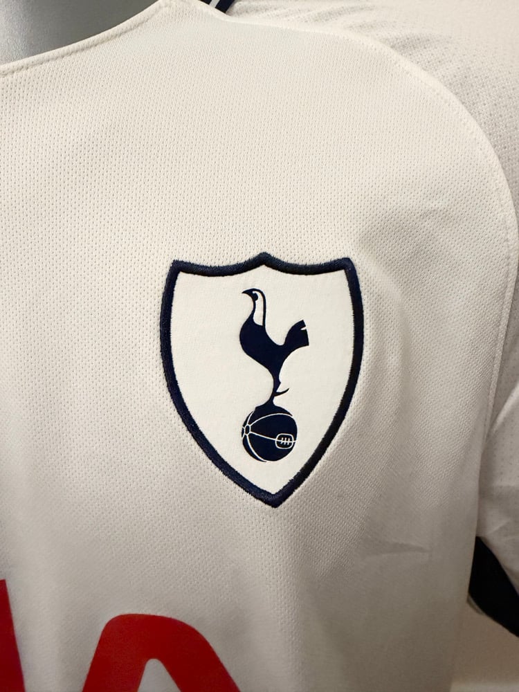 Image of PRE ORDER: Tottenham Hotspur “VERTONGHEN 5” 2017/18 Home Shirt + PL patches (XL)