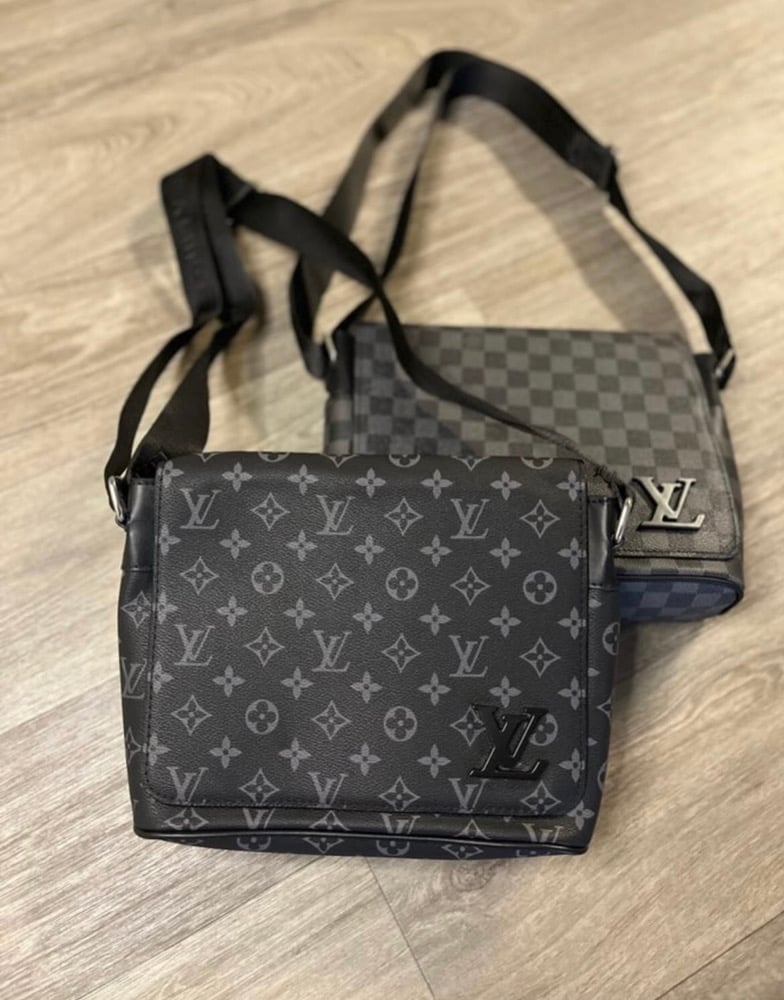 Image of LV Men Messenger/Crossbody Bags