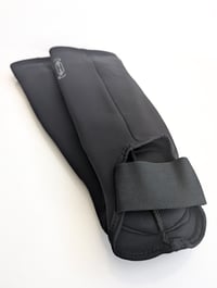 Image 4 of DEFEND Kickpads (White)