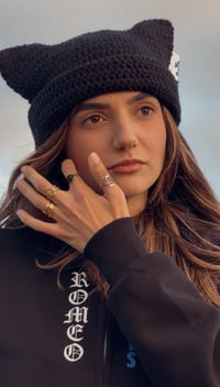 Image 2 of Bonnet PTIT CHAT 2