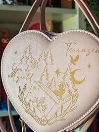 Image 2 of Bolso Trono de Cristal corazón rosa