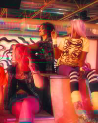 Image 3 of 0FD YELLOW AIRBRUSH FACE TEE 