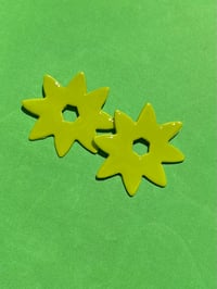 Image 2 of Sunny (Click For More Colors) 