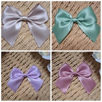 Image 3 of 10cm self adhesive satin bow 6 pack